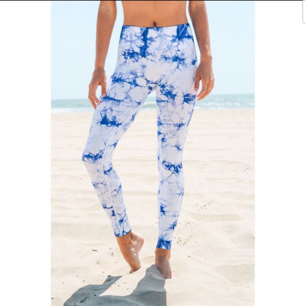 October Love Tie Dye Activ Sport Leggings - Picture 2 of 8